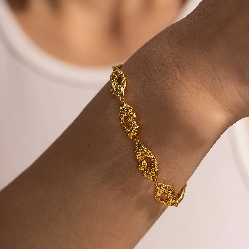 18K Gold-Plated Textured Chain Link Bracelet