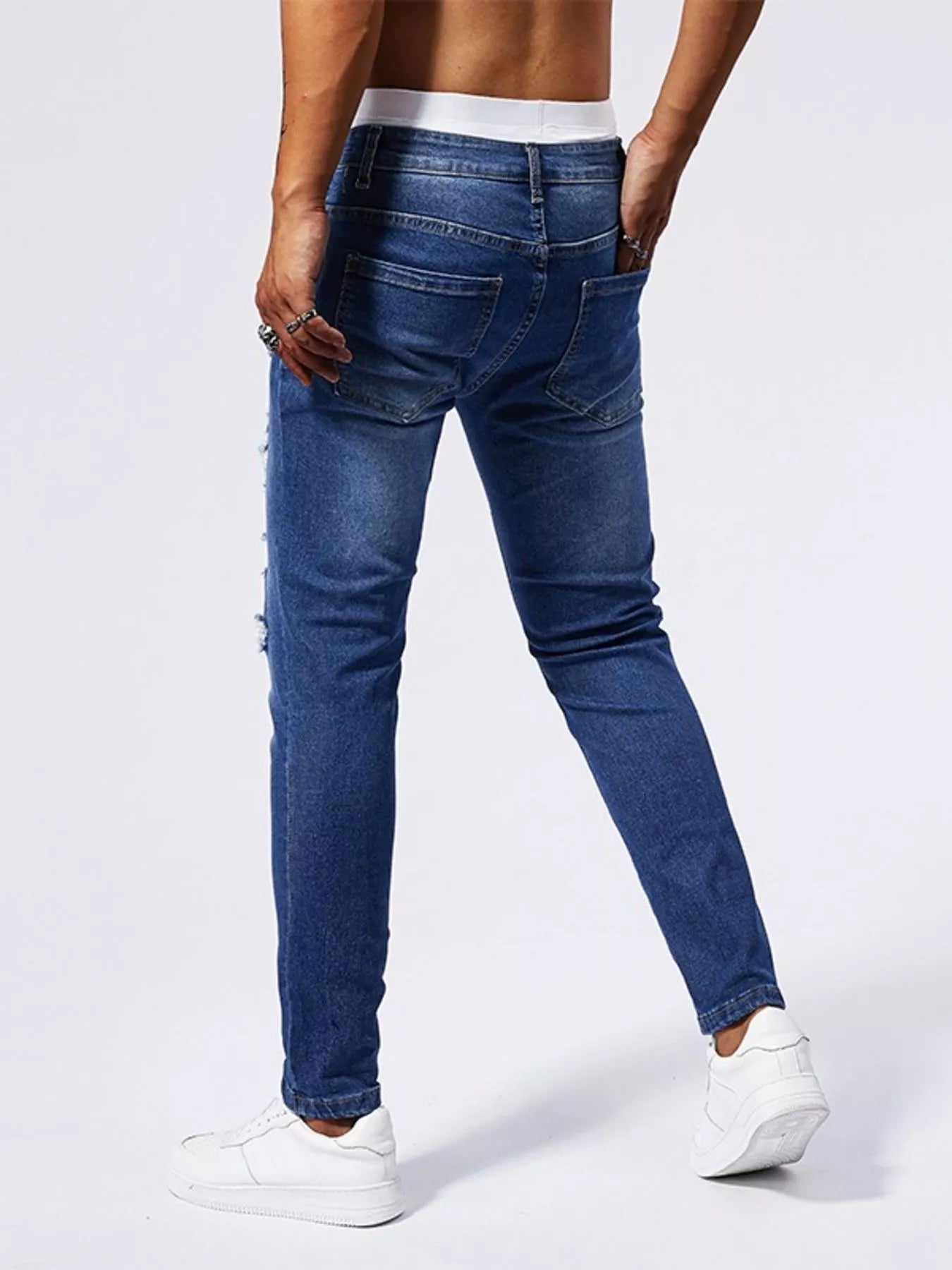 Men's Distressed Slim Fit Jeans