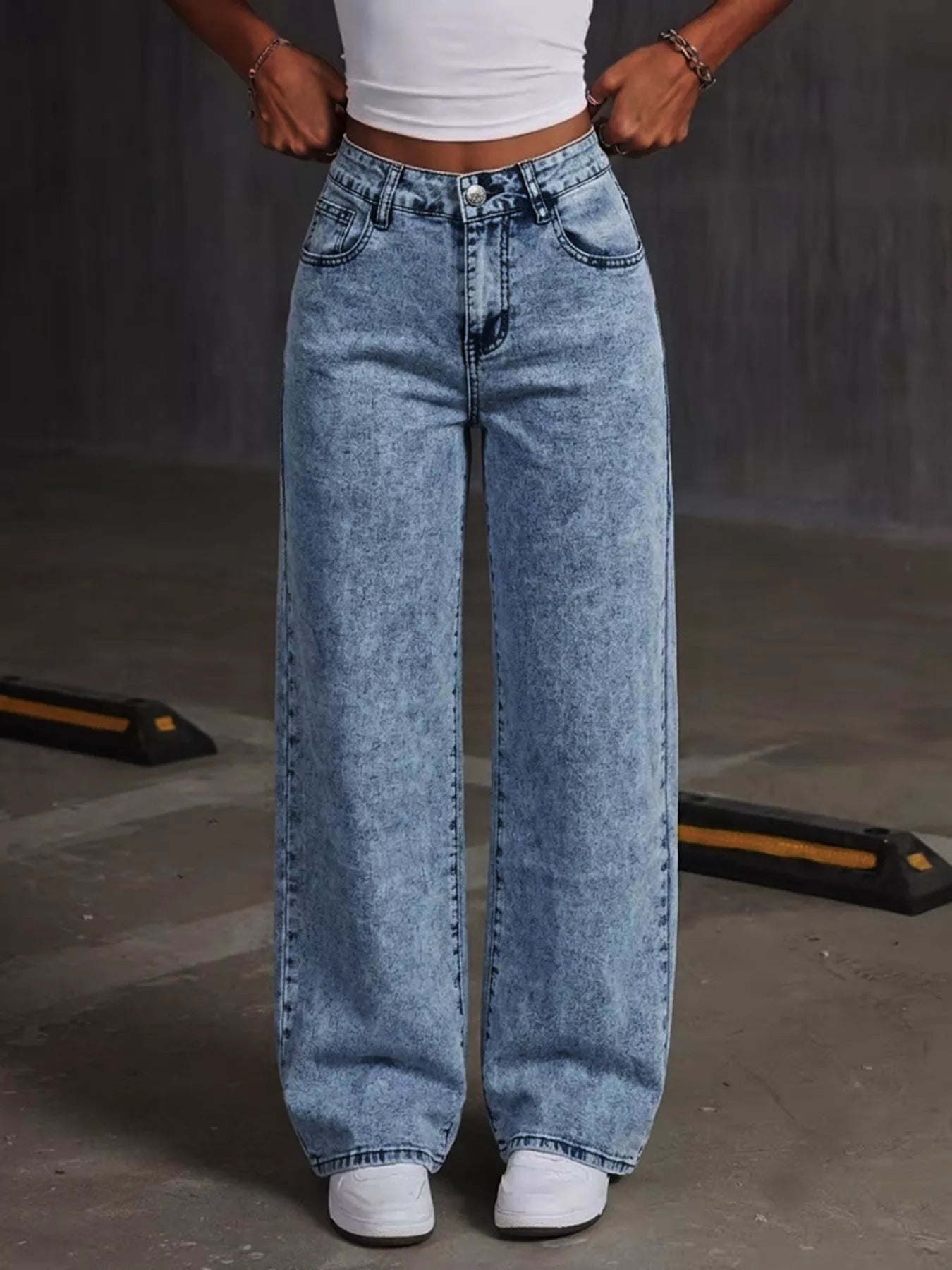 Washed Wide Leg Jeans with Embroidered Bow Detail