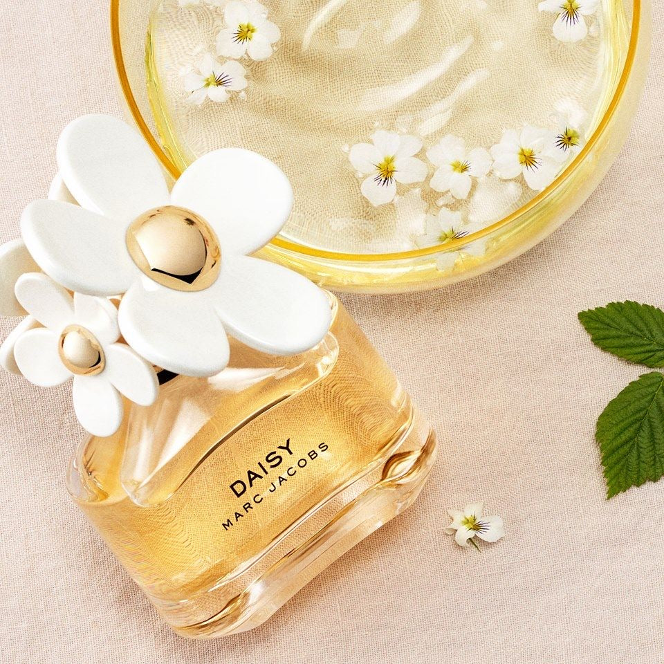 Marc Jacobs Daisy 2 Piece Gift Set for women