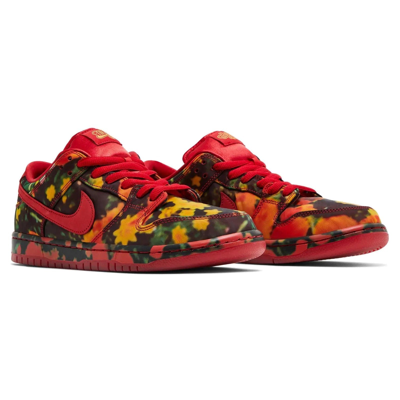 Nike SB Dunk Low The Wizard of Oz Poppy Field